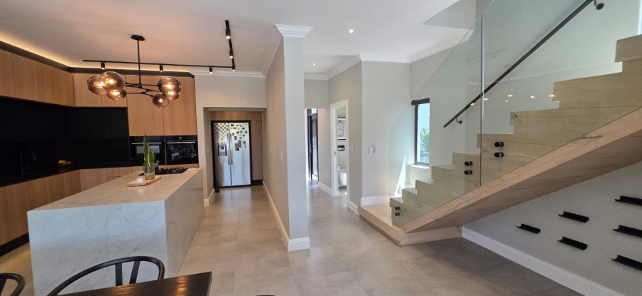 To Let 3 Bedroom Property for Rent in The Islands Estates North West
